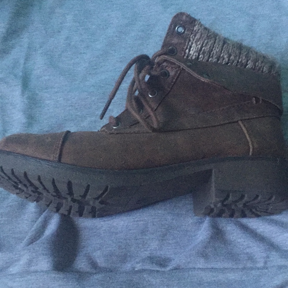 Suede Brown Boots